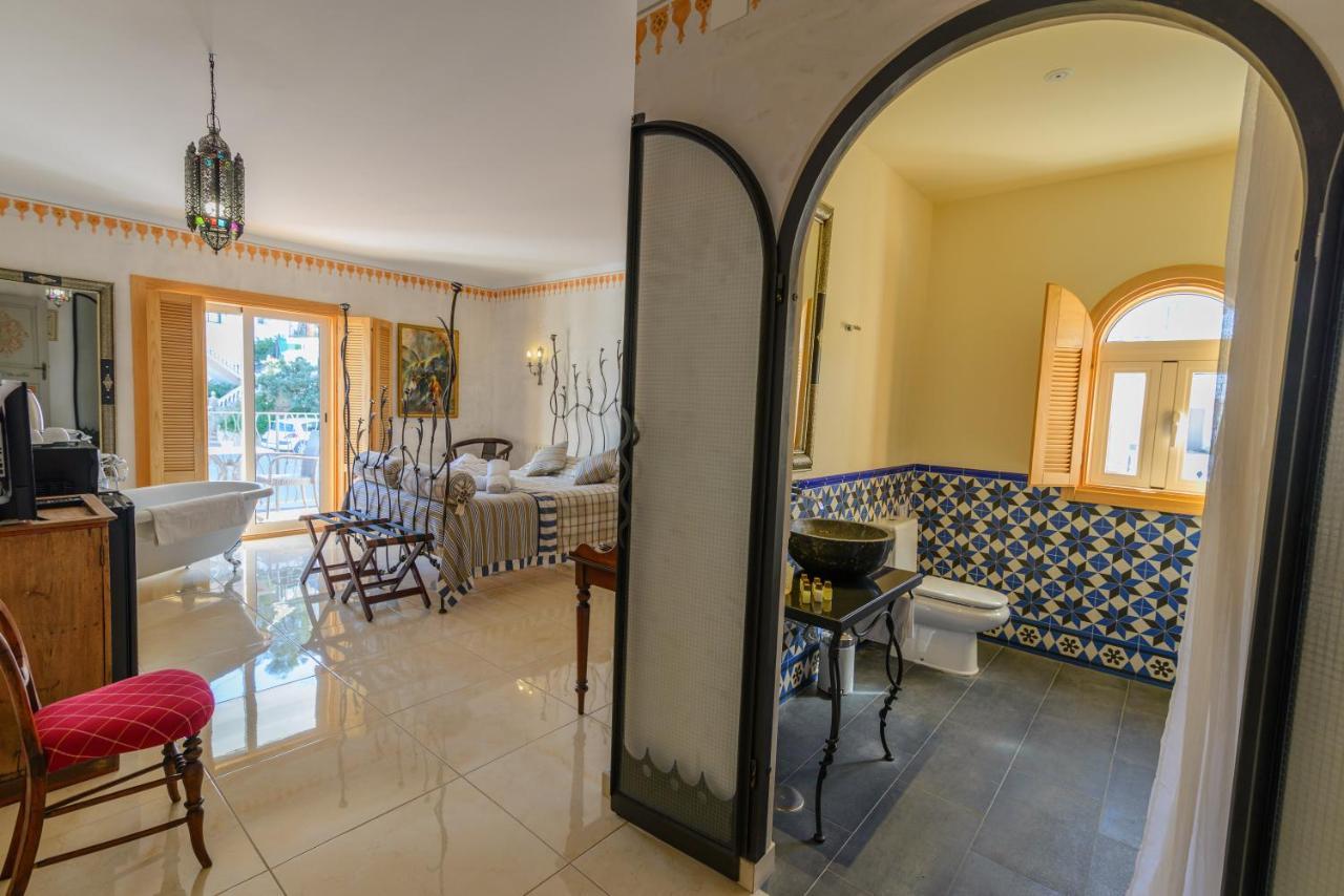 Las Orquideas Hotel Spain Los Romanes Ngoại thất bức ảnh